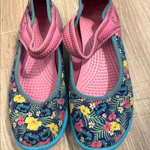 Crocs youth size 2